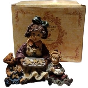 Boyds Collection Yesterday's Child Jean W/ Elliot and Debbie The Bakers Figurine